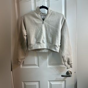 Aritzia TNA Cozy Fleece Perfect 1/4 Zip Sweatshirt